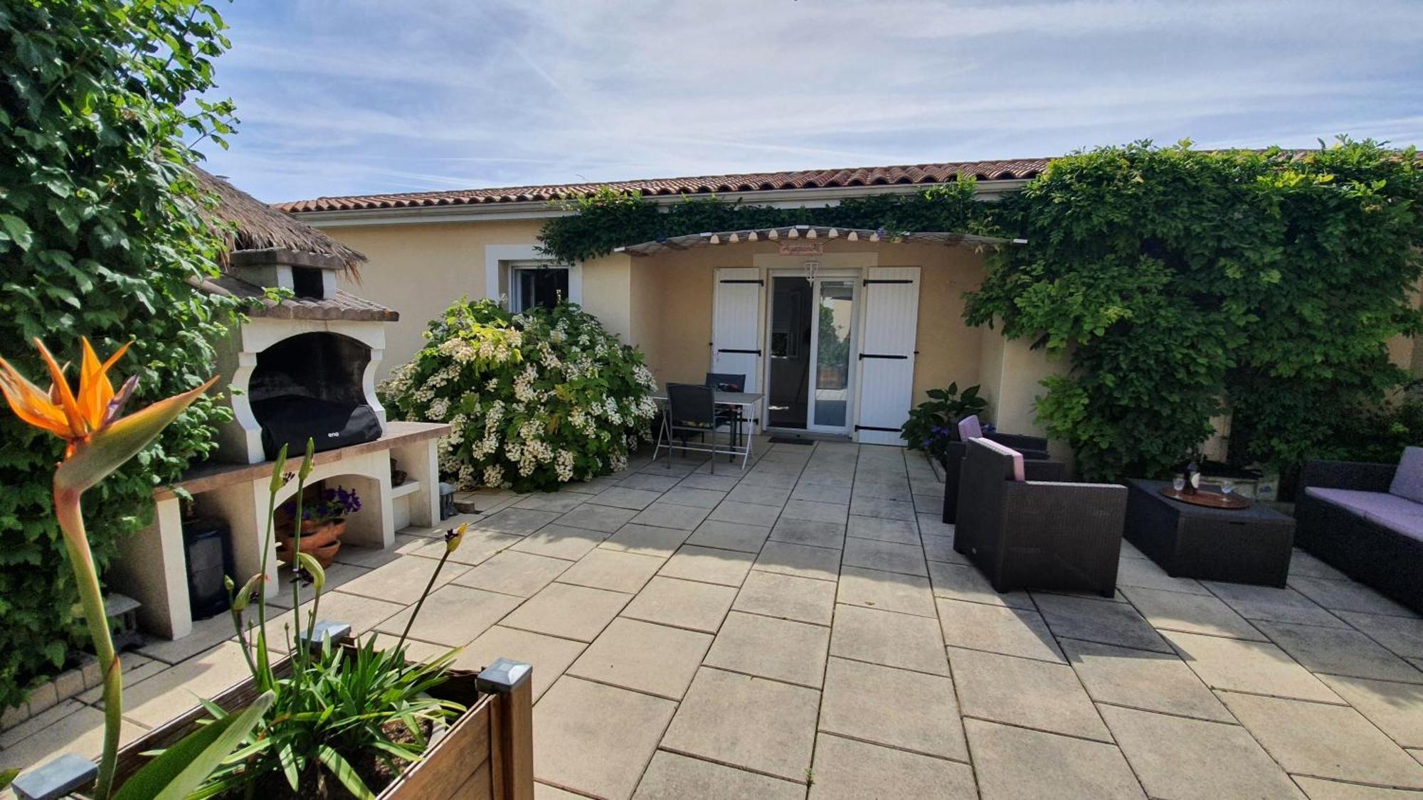 Agapanthe Villa Saint-Georges-les-Baillargeaux Exterior photo